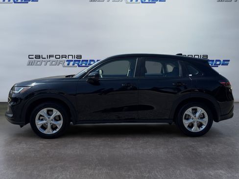 Used 2025 Honda HR-V LX image 8