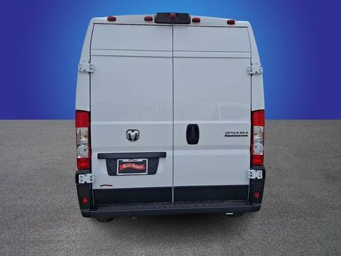 Used 2024 RAM ProMaster 2500 w/ Safety Group FWD image 5