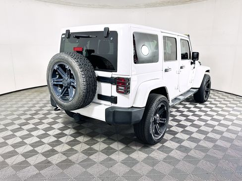 Used 2014 Jeep Wrangler Unlimited Sahara w/ Connectivity Group image 3