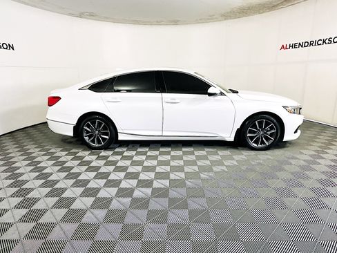 Used 2022 Honda Accord EX-L image 2