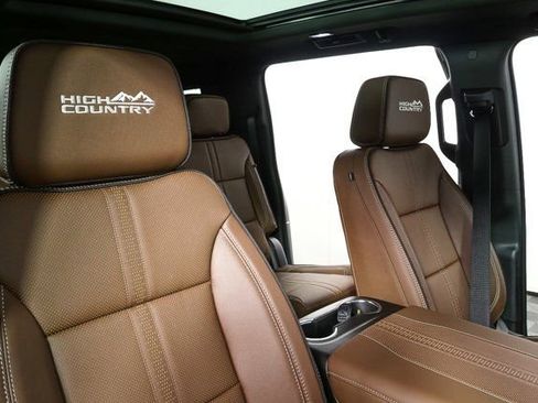 New 2026 Chevrolet Suburban High Country w/ Sun And Tow Package image 22