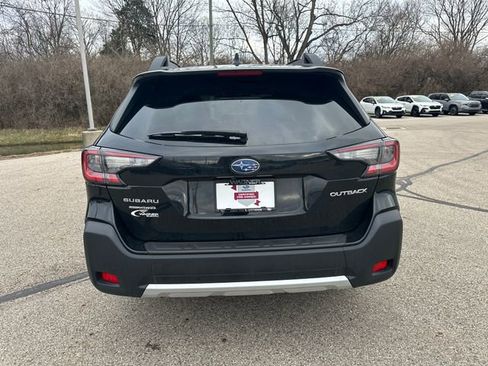 Used 2025 Subaru Outback Limited image 6