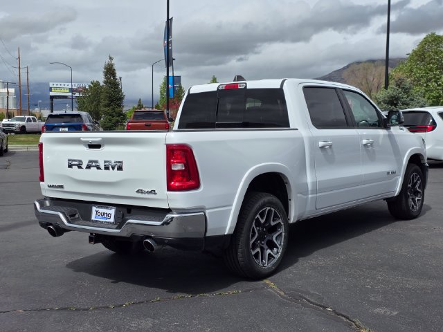 Used 2025 RAM 1500 Laramie AWD/4WD image 3