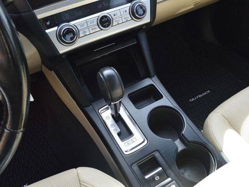 Used 2016 Subaru Legacy 2.5i Limited image 20