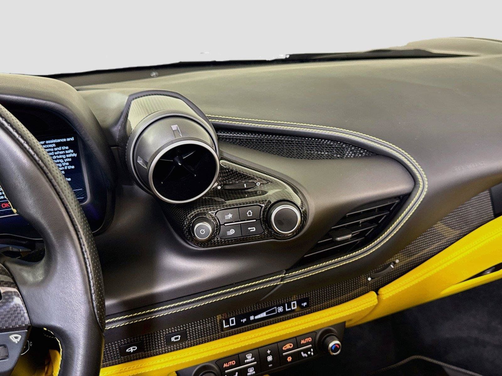 Used 2021 Ferrari F8 Tributo RWD image 18