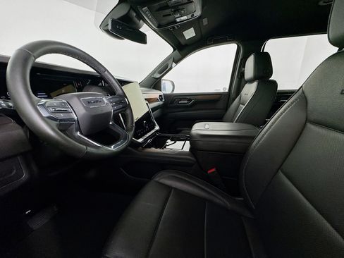 Used 2025 GMC Yukon Denali AWD/4WD image 20