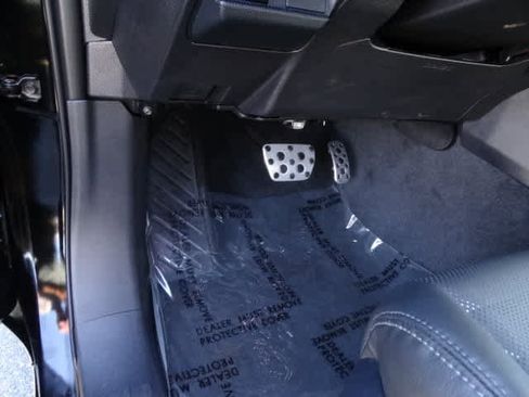 Used 2025 Toyota Tacoma TRD Sport image 16