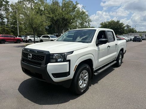 Used 2025 Nissan Frontier S RWD image 1