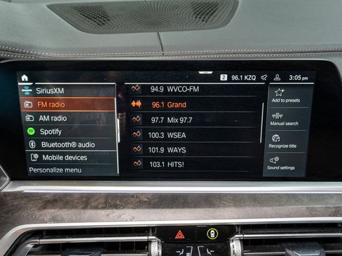 Used 2022 BMW X5 xDrive40i w/ M Sport Package image 20