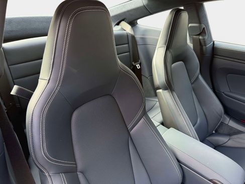 Used 2025 Porsche 911 Carrera GTS image 30