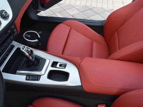Used 2011 BMW Z4 sDrive35i RWD image 65