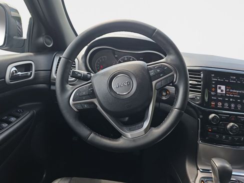 Used 2021 Jeep Grand Cherokee Laredo X AWD/4WD image 11