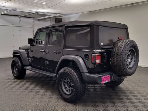 Used 2020 Jeep Wrangler Unlimited Sport S AWD/4WD image 3