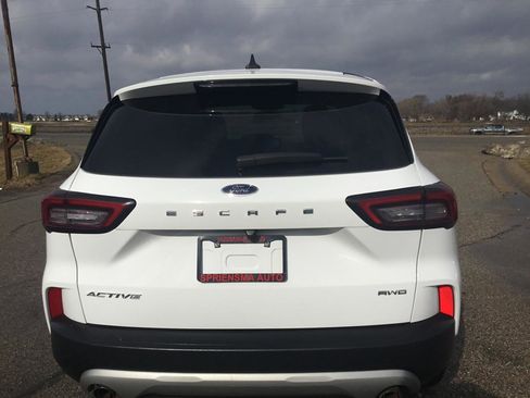 Used 2024 Ford Escape Active image 8