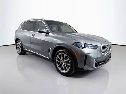New 2026 BMW X5 xDrive40i w/ Climate Comfort Package AWD/4WD image 4