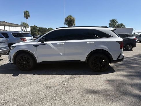 Used 2023 Kia Sorento SX FWD image 5