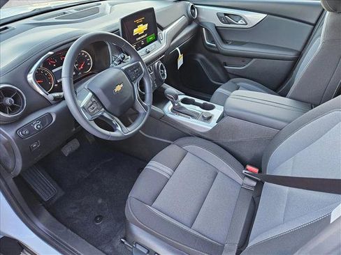 New 2026 Chevrolet Blazer LT image 3