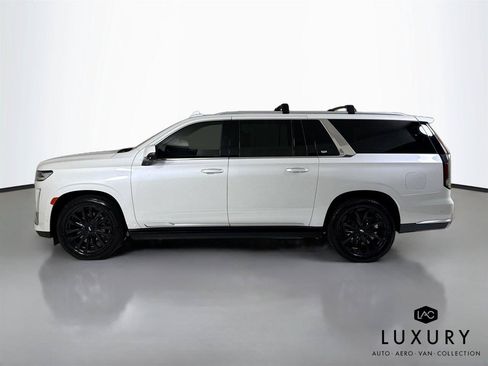 Used 2024 Cadillac Escalade ESV Premium Luxury w/ Performance Package AWD/4WD image 9