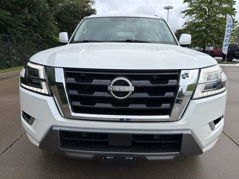 Used 2023 Nissan Armada SL w/ Captain's Chairs Package RWD image 8