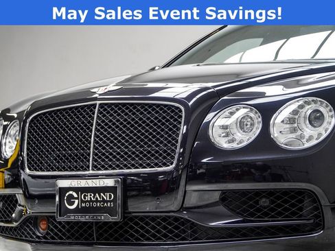 Used 2018 Bentley Flying Spur S V8 AWD/4WD image 2