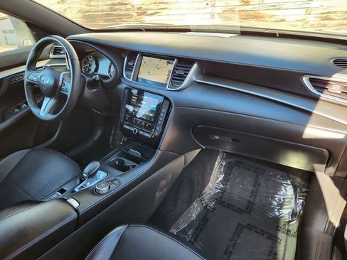 Used 2023 INFINITI QX55 Essential image 17