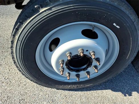 Used 2012 Ford F450 XL w/ XL Value Pkg image 11