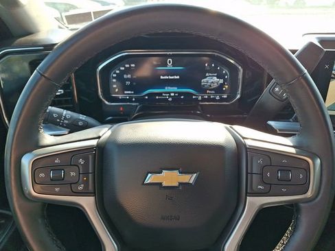 Used 2025 Chevrolet Silverado 1500 LT AWD/4WD image 19