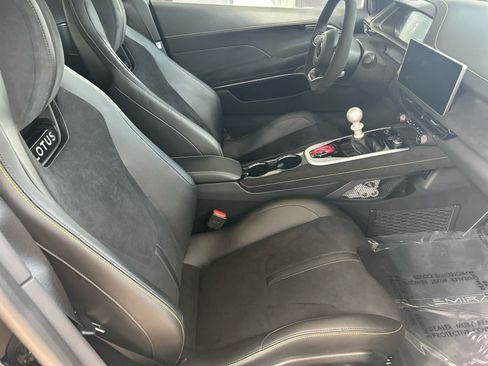 Used 2025 Lotus Emira RWD image 23