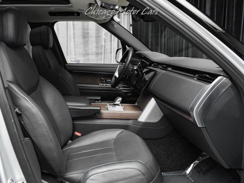 Used 2024 Land Rover Range Rover SE image 24