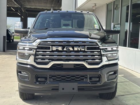 New 2026 RAM 2500 Limited AWD/4WD image 6