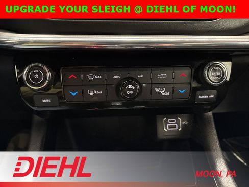 Certified 2022 Jeep Compass Limited image 32