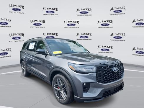 New 2025 Ford Explorer ST-Line w/ Premium Package image 7