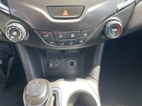 Used 2016 Chevrolet Cruze LT FWD image 26