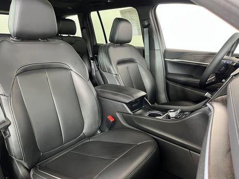 Used 2026 Jeep Grand Cherokee Limited w/ Limited Altitude Package AWD/4WD image 46