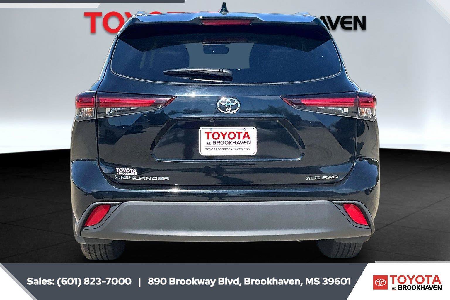 Used 2026 Toyota Highlander XLE AWD/4WD image 4
