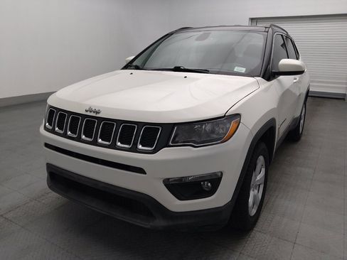 Used 2020 Jeep Compass Latitude w/ Cold Weather Group AWD/4WD image 15
