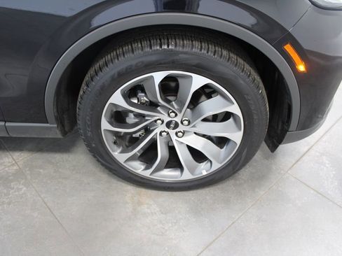 Used 2025 Lincoln Aviator Reserve image 61