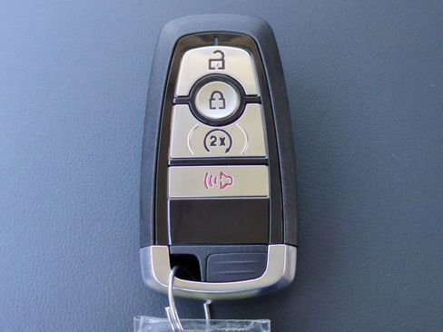 New 2026 Ford Maverick Lariat image 29