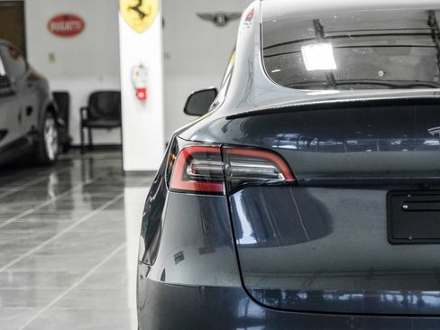 Used 2022 Tesla Model Y Performance AWD/4WD image 44