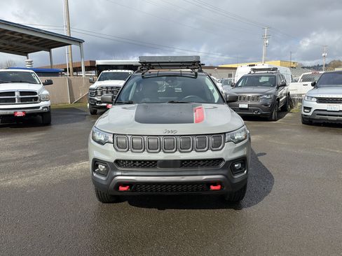 Used 2022 Jeep Compass Trailhawk w/ Trailhawk Convenience Group image 8