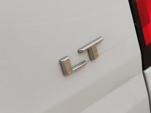 Used 2022 Chevrolet Colorado LT w/ Fleet Safety Package RWD image 13