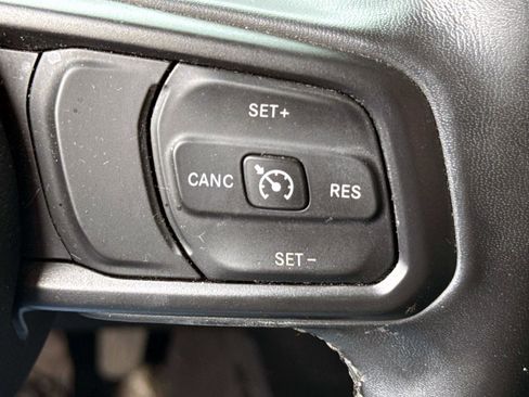 Used 2023 Jeep Wrangler Unlimited w/ Cold Weather Group image 14