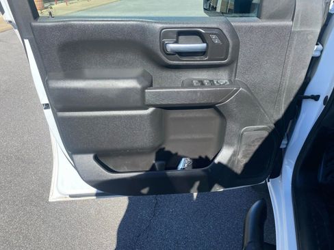 Used 2020 Chevrolet Silverado 2500 W/T w/ WT Fleet Convenience Package image 9