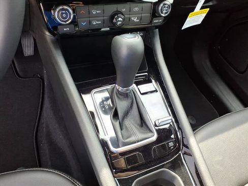 New 2026 Jeep Compass Latitude AWD/4WD image 15
