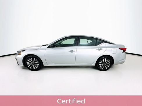 Used 2024 Nissan Altima 2.5 SV FWD image 5