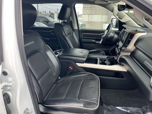 Used 2022 RAM 1500 Laramie image 25