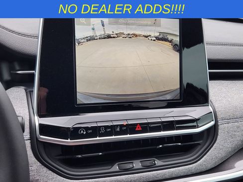 New 2026 Jeep Compass Latitude AWD/4WD image 17