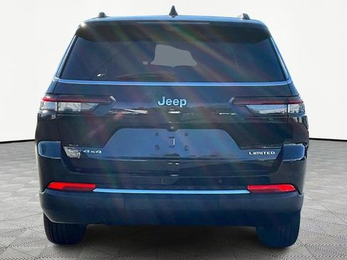 Used 2022 Jeep Grand Cherokee L Limited w/ Luxury Tech Group II image 6