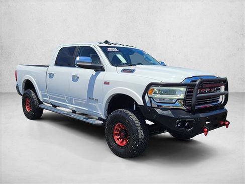 Used 2022 RAM 2500 Laramie AWD/4WD image 3