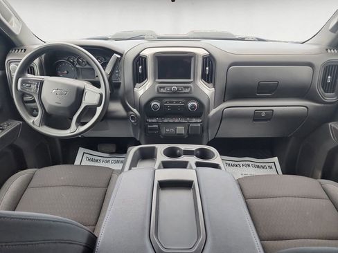 Used 2024 Chevrolet Silverado 1500 Custom Trail Boss w/ LPO, Dark Essentials Package AWD/4WD image 11
